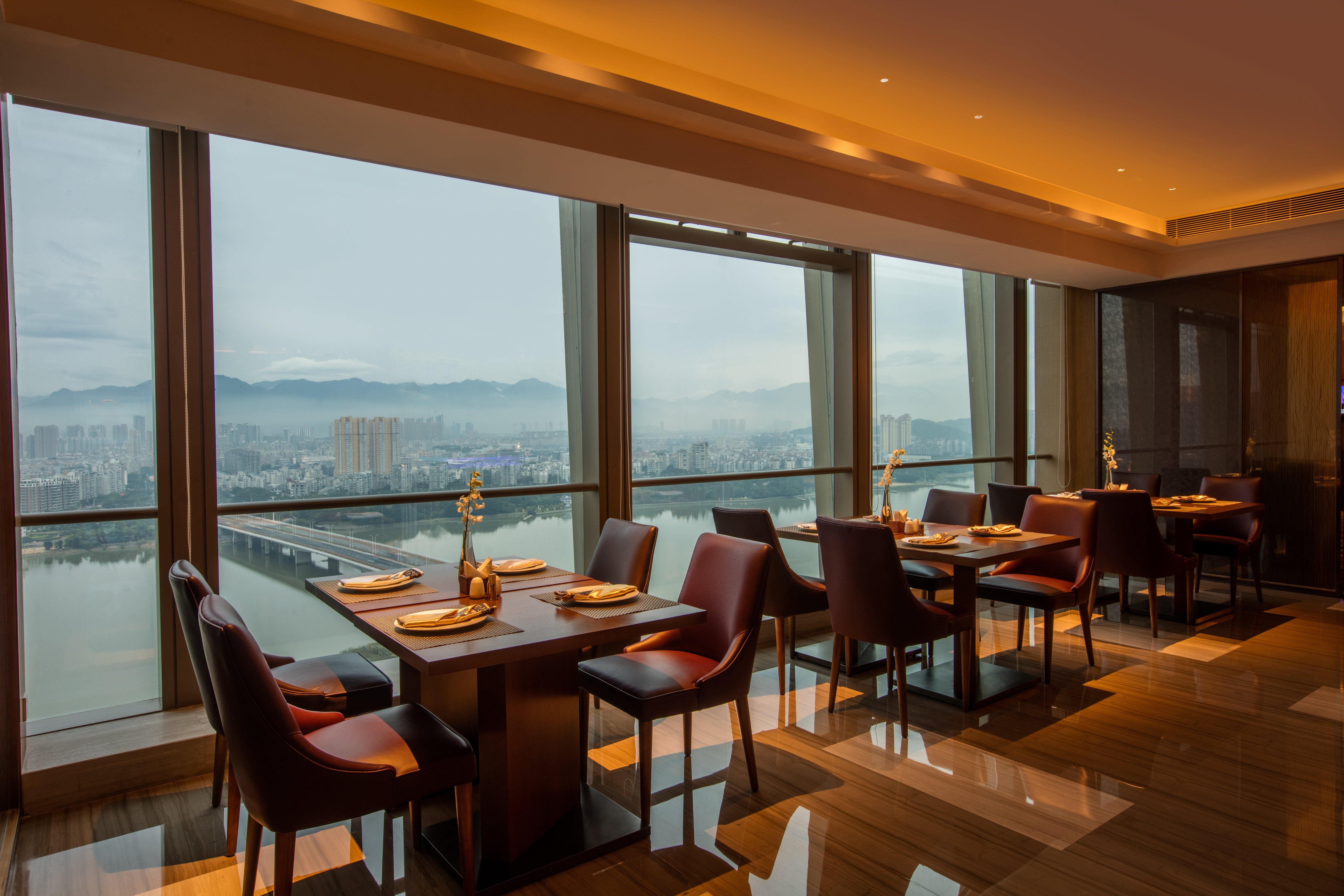 Crowne Plaza Fuzhou Riverside By Ihg Buitenkant foto
